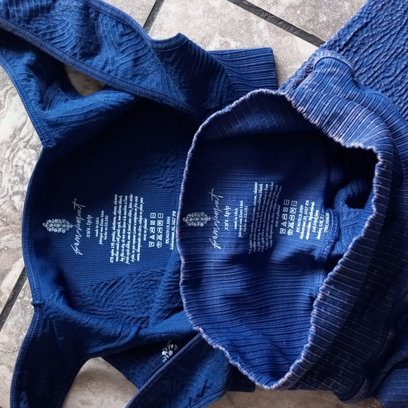 Free People Movement Good Karma Leggings and top Size XS-S - Picture 5 of 10